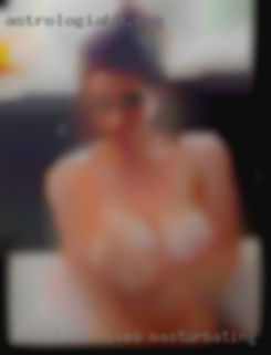 I am looking wives masturbating to find a new playmate.